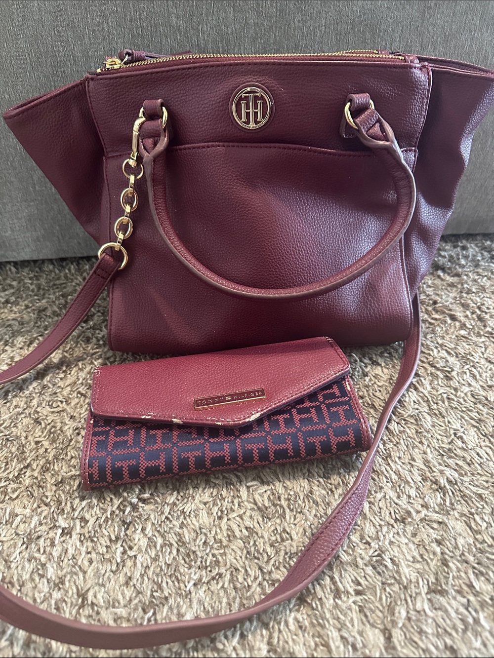 Tommy Hilfiger Burgundy Leather Tote with Matching Logo Wallet